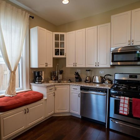 Roscoe Village Guesthouse Чикаго Номер фото